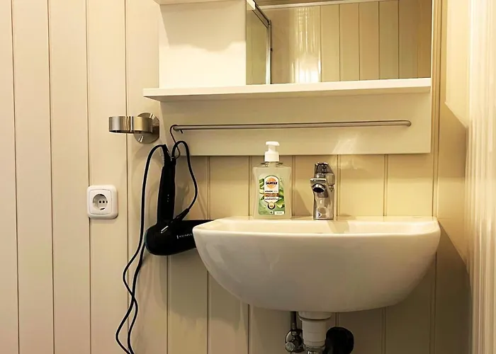 Janu-homes - 1 - 2 Betten, Kirchblick Vom Kirchplatz * Mengerskirchen